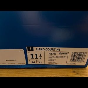 Adidas hard court hi FV5328